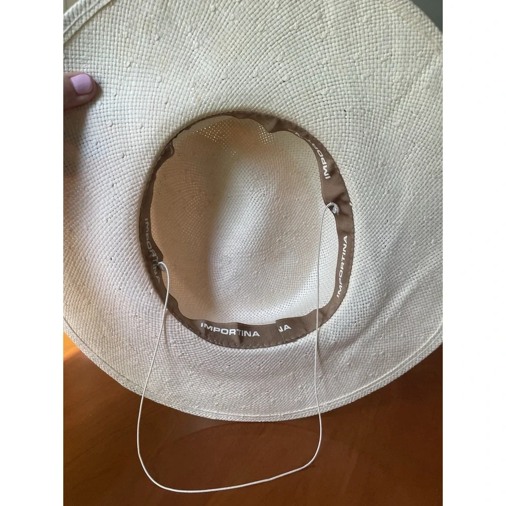 Importina vintage straw
